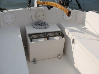 Here we are with the new take-apart hinges.