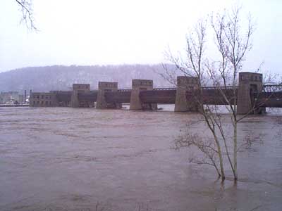 The downstream side of Winfield dam